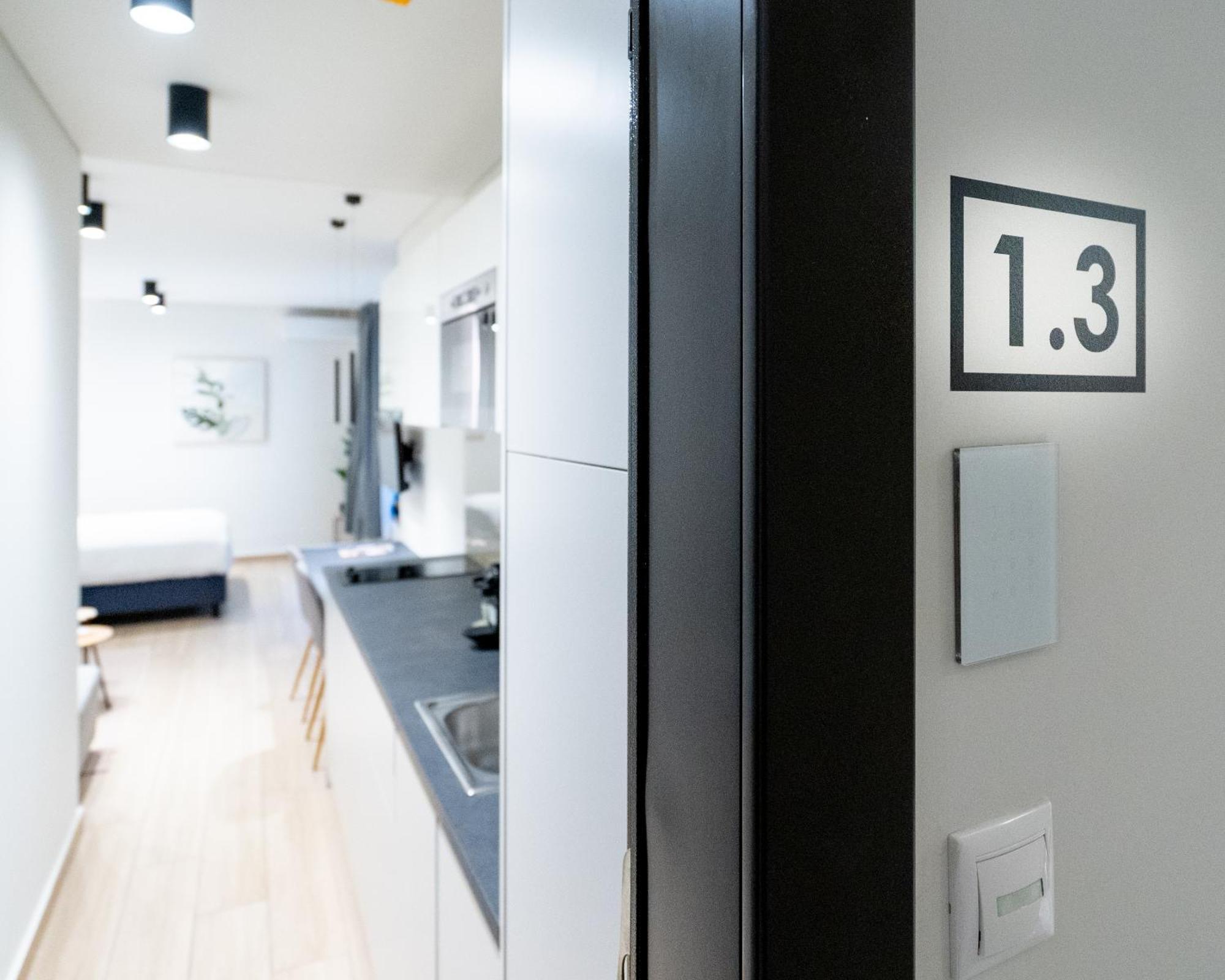 Classy 103 Studio Apartment In The Heart Of アテネ エクステリア 写真